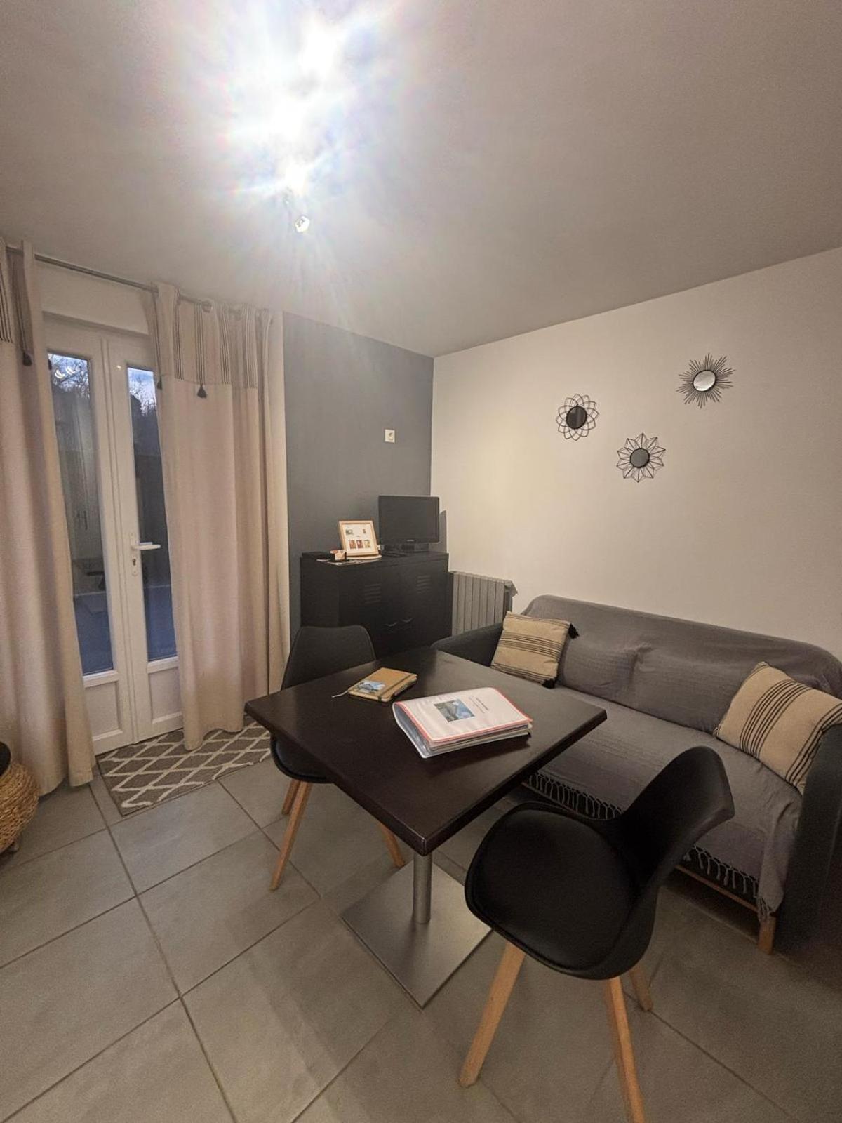 Appartement En Aveyron Aubin  Buitenkant foto