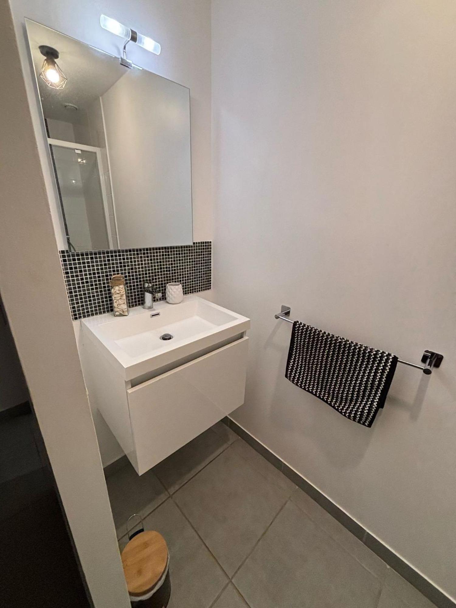 Appartement En Aveyron Aubin  Buitenkant foto